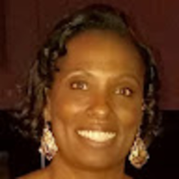 Meet your Posher, Roshelle - Picture 1 of 1